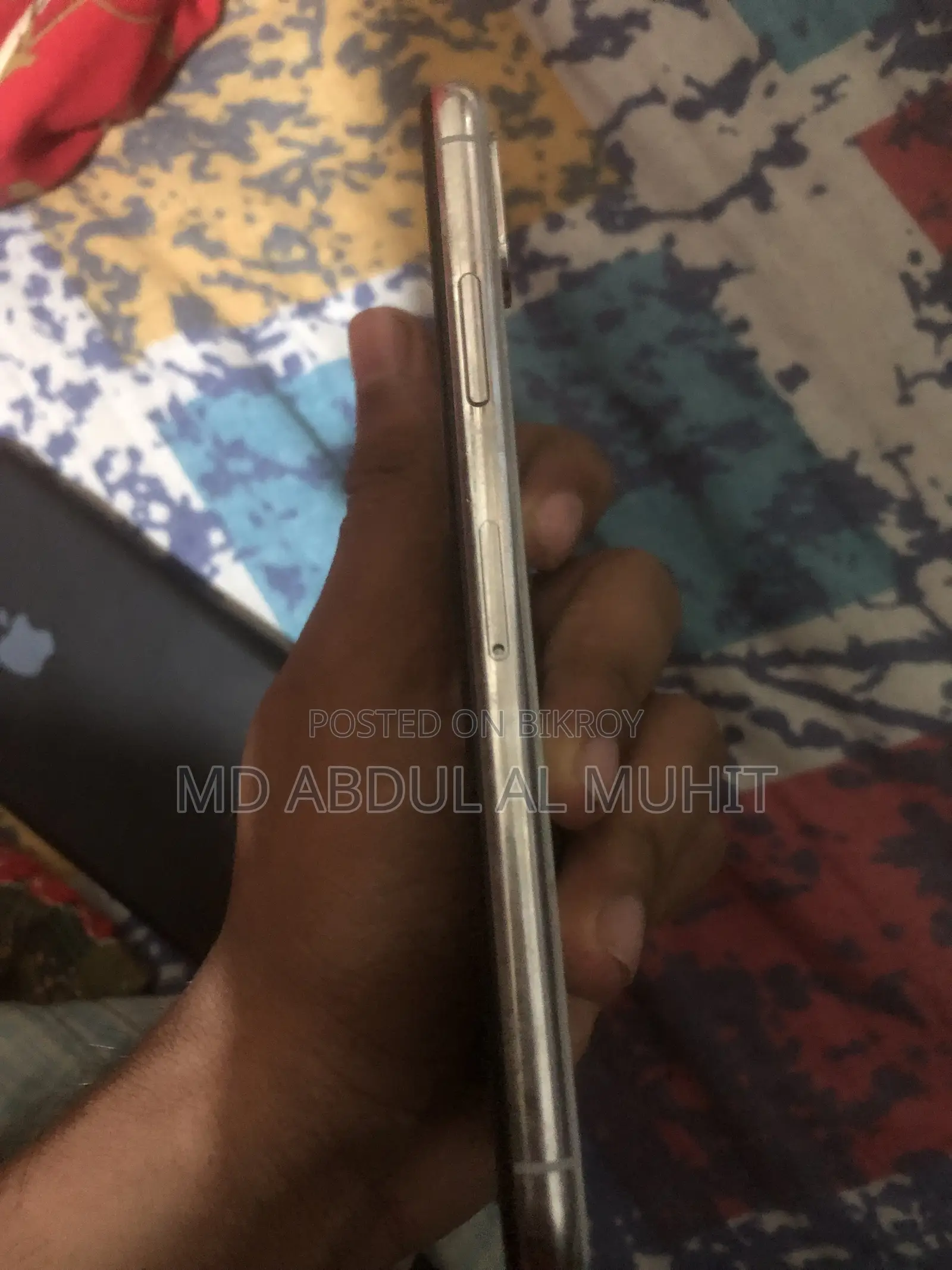 অ্যাপল আইফোন এক্স ২৫৬ জিবি হোয়াইট