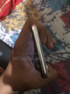 অ্যাপল আইফোন এক্স ২৫৬ জিবি হোয়াইট
