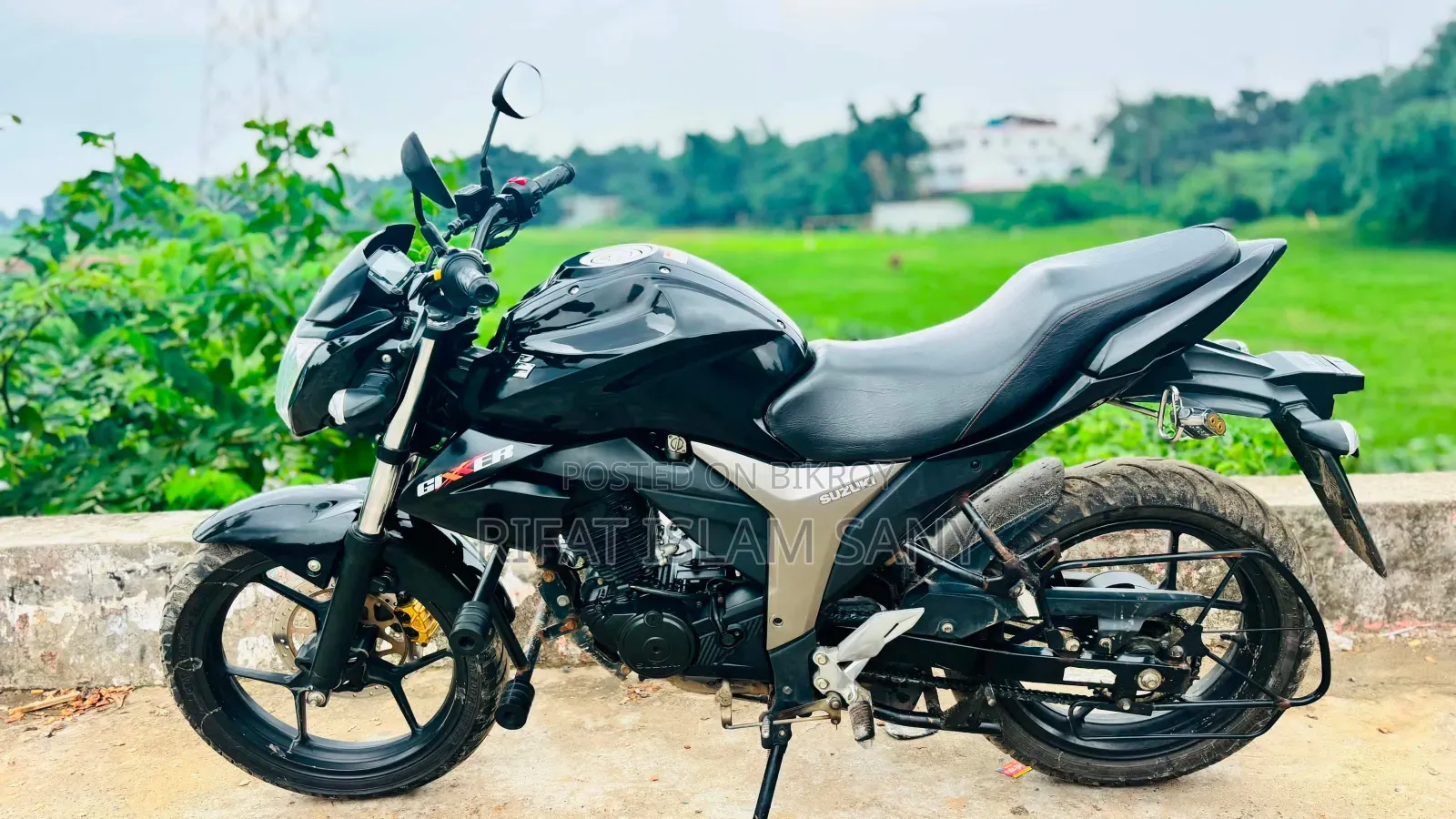 সুজুকি জিক্সার মনোটোন ২০২৪ কালো