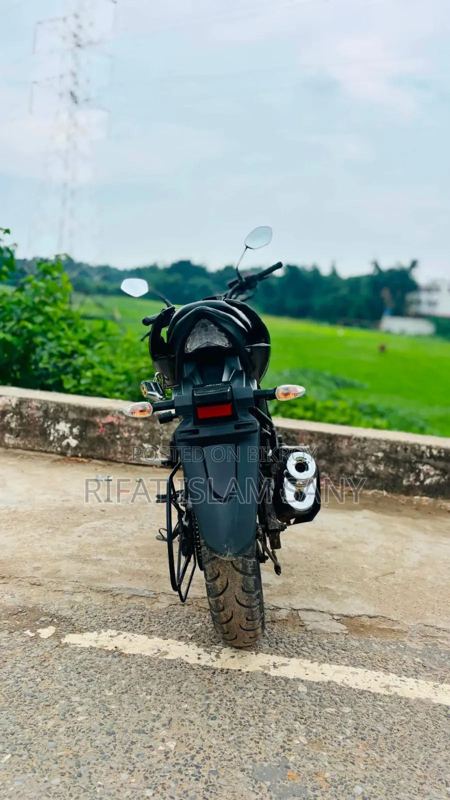 সুজুকি জিক্সার মনোটোন ২০২৪ কালো