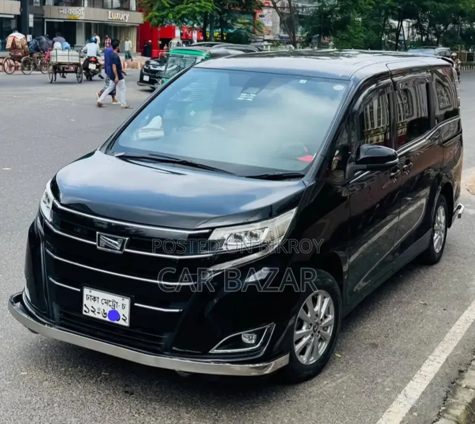 Toyota Noah 2.0 FWD (8 Seater) 2019 Black