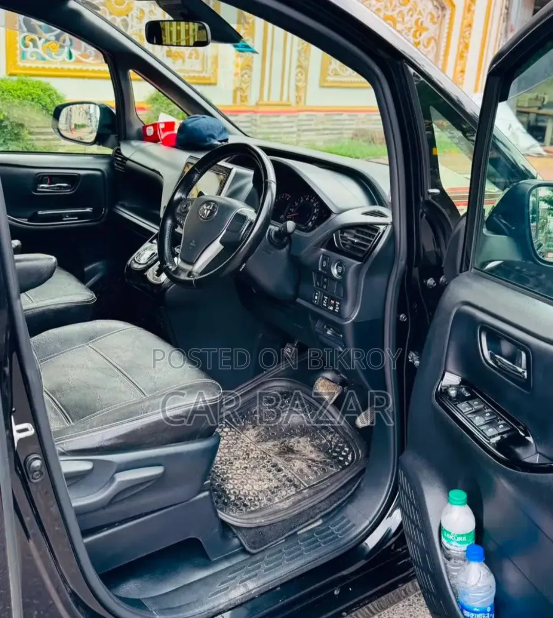 Toyota Noah 2.0 FWD (8 Seater) 2019 Black