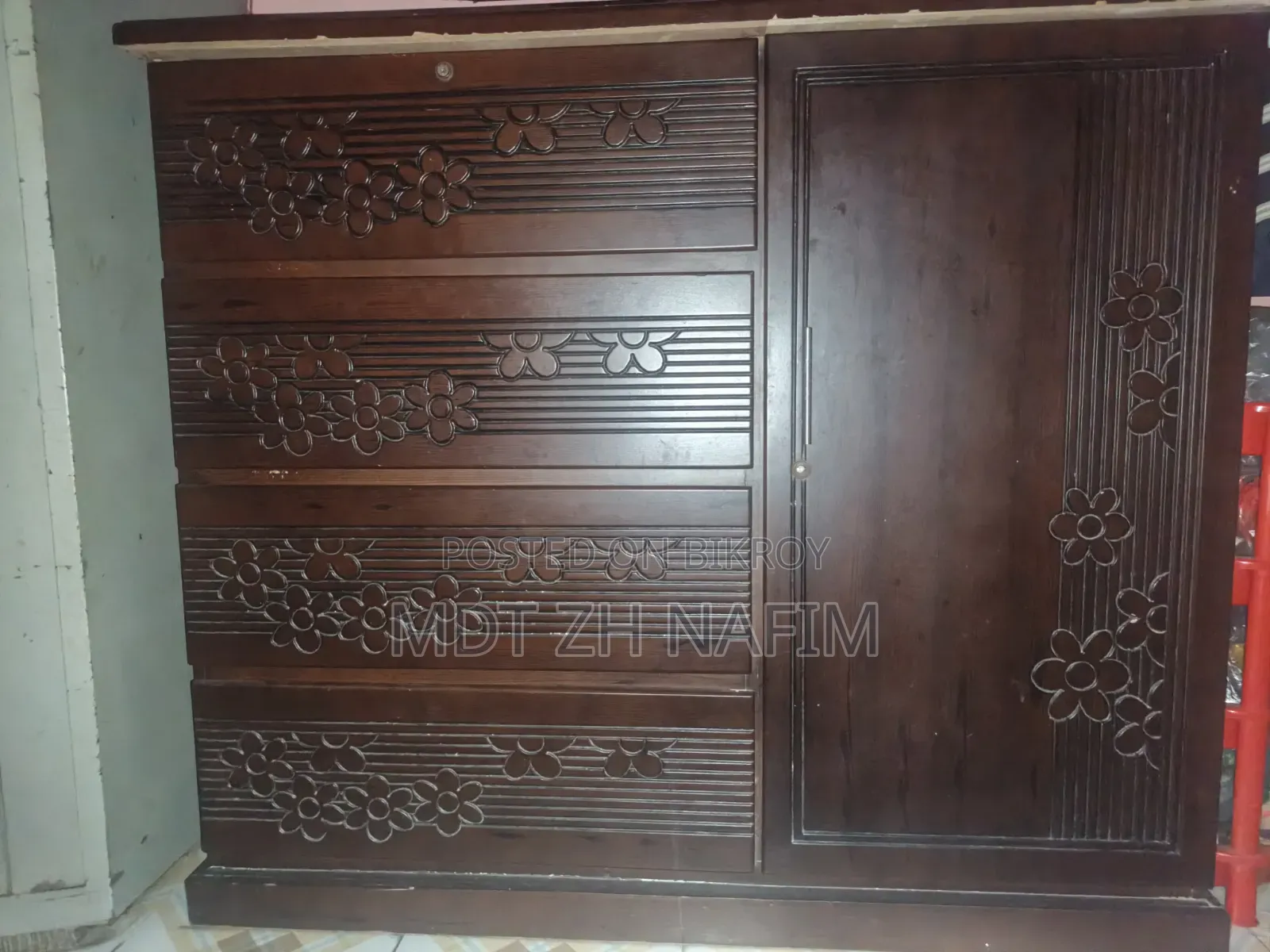 Brown Wardrobes