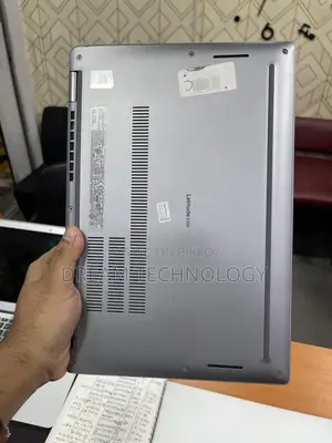 Laptop Dell Latitude 5320 16GB Intel Core I5 SSD 256GB