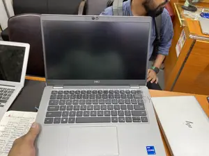 Laptop Dell Latitude 5320 16GB Intel Core I5 SSD 256GB