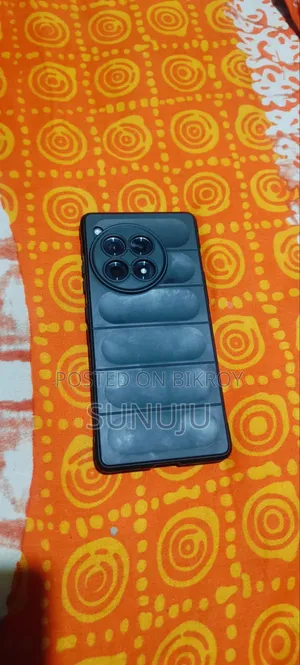 ওয়ানপ্লাস ১২আর ২৫৬ জিবি গ্রে