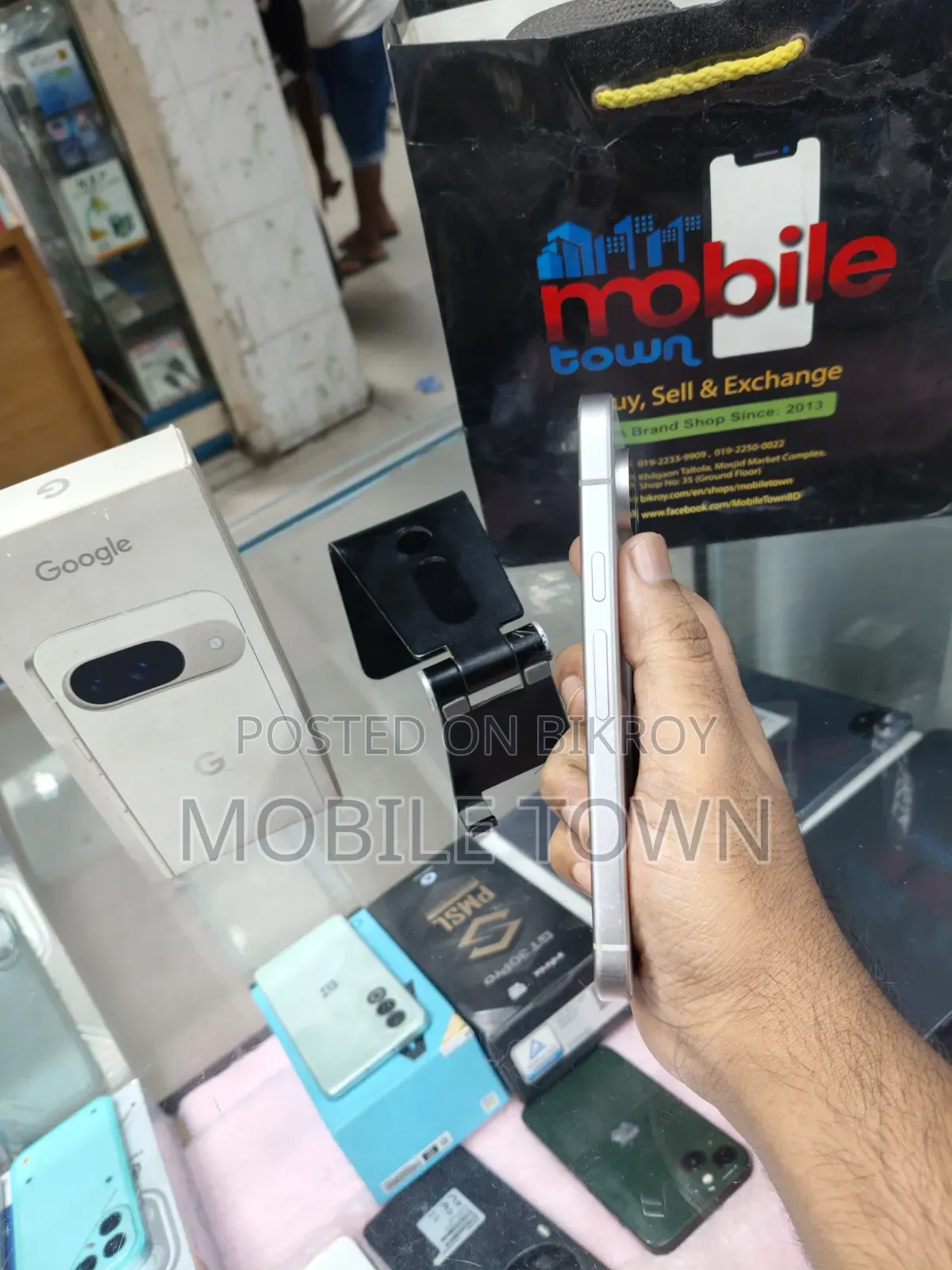 গুগল পিক্সেল ৯ ১২৮ জিবি হোয়াইট