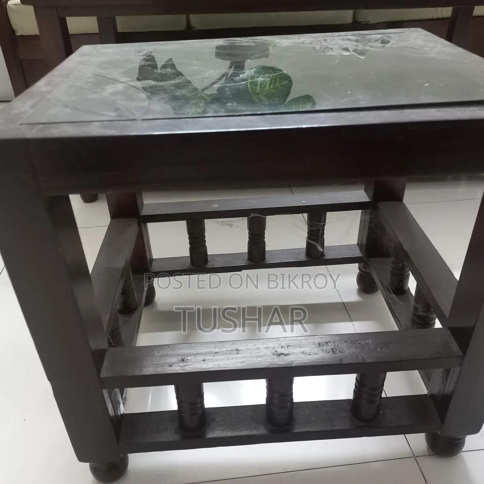 Segun Kathar Used Sofa With Table Sale