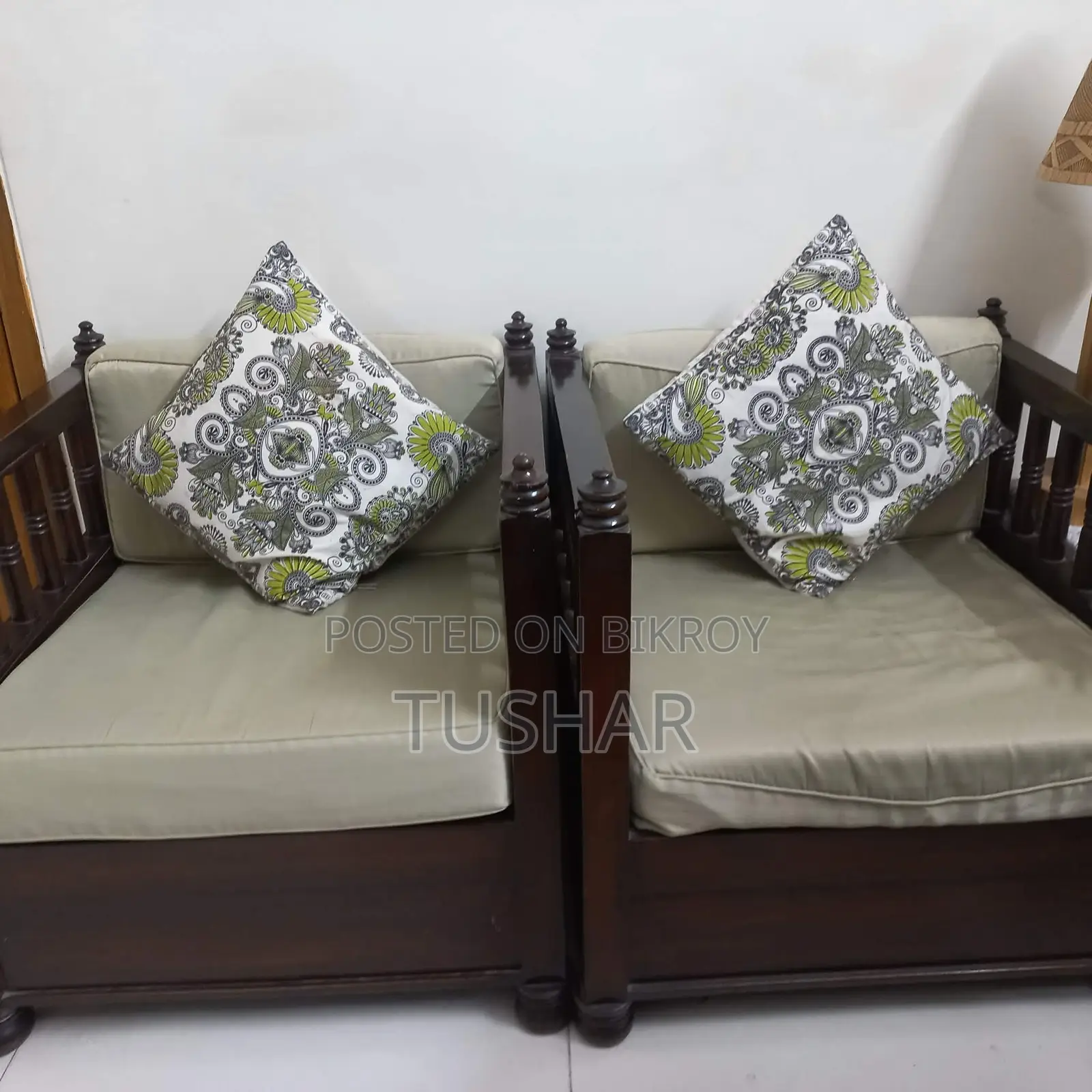 Segun Kathar Used Sofa With Table Sale