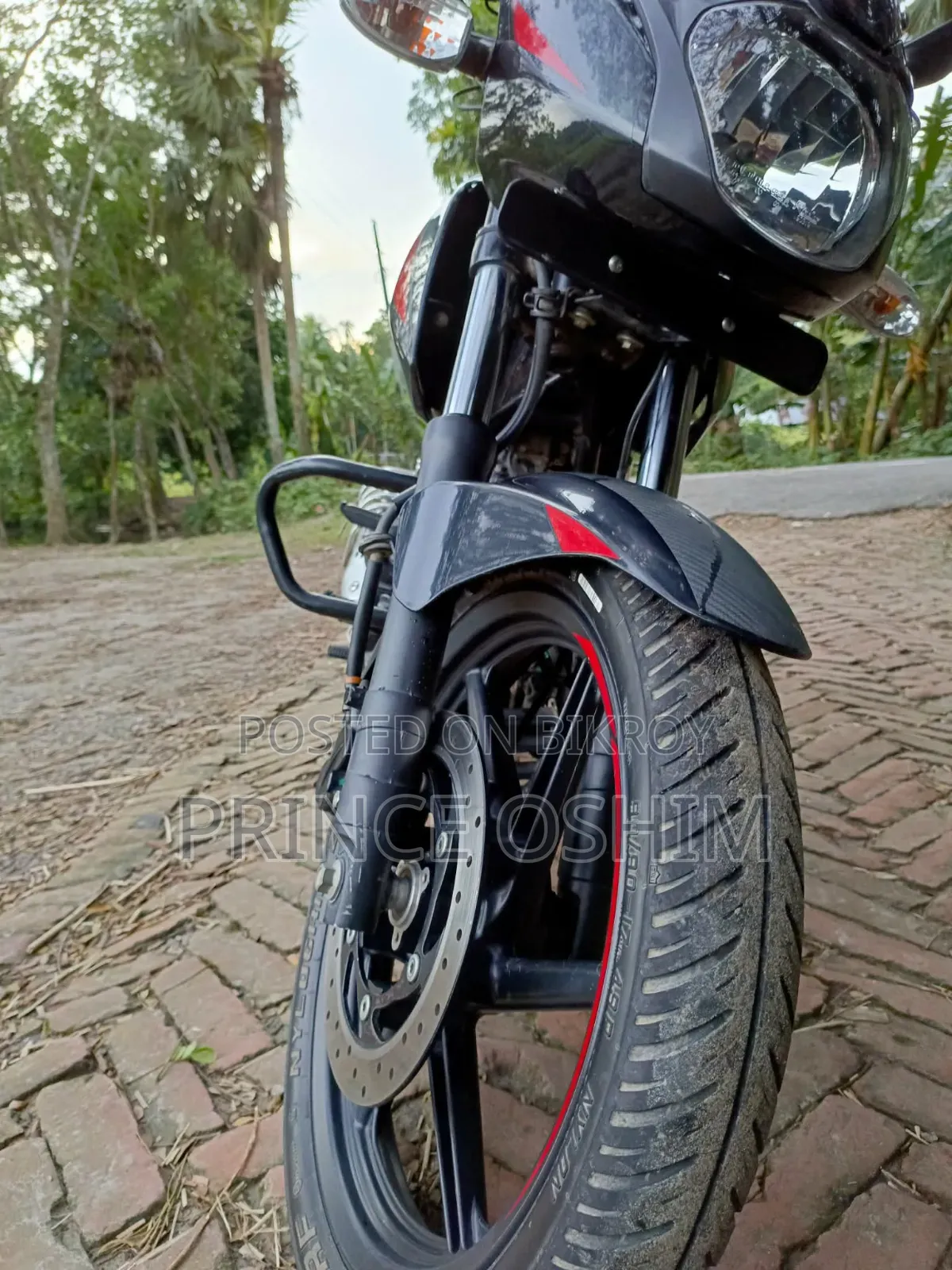 বাজাজ পালসার ১৫০ ২০২৩ কালো