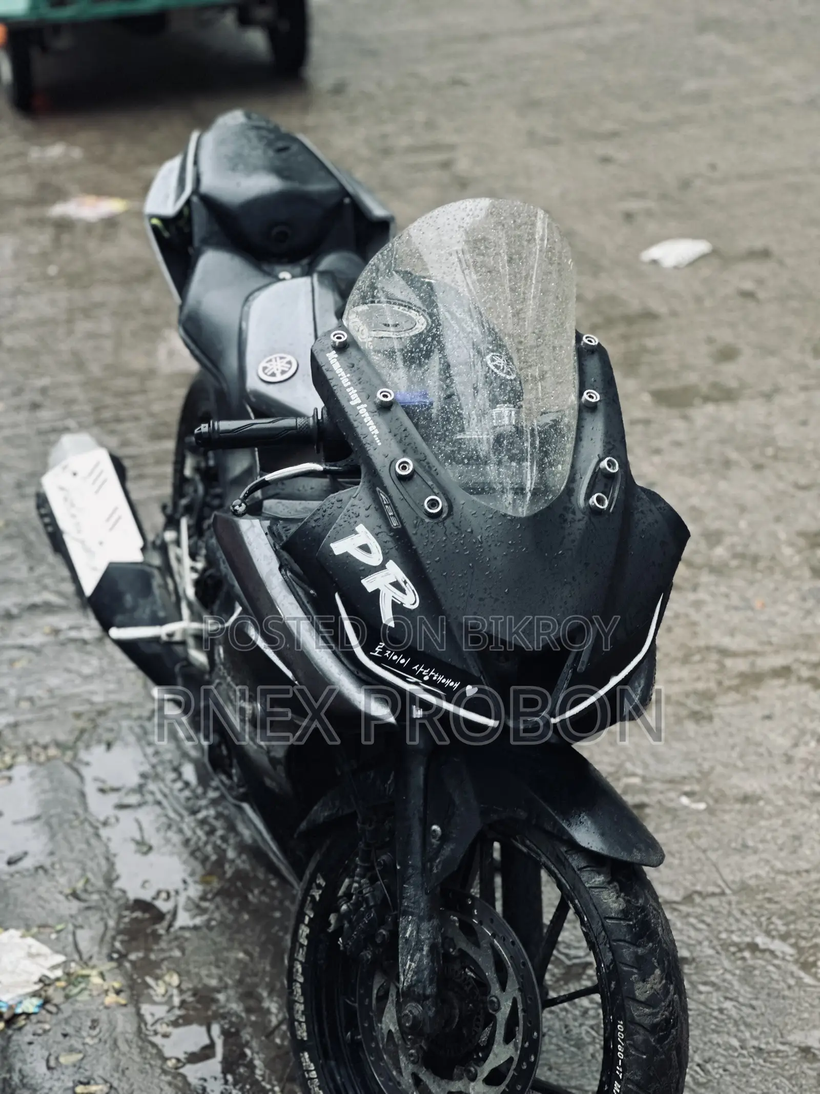 Yamaha R1 2019 Black