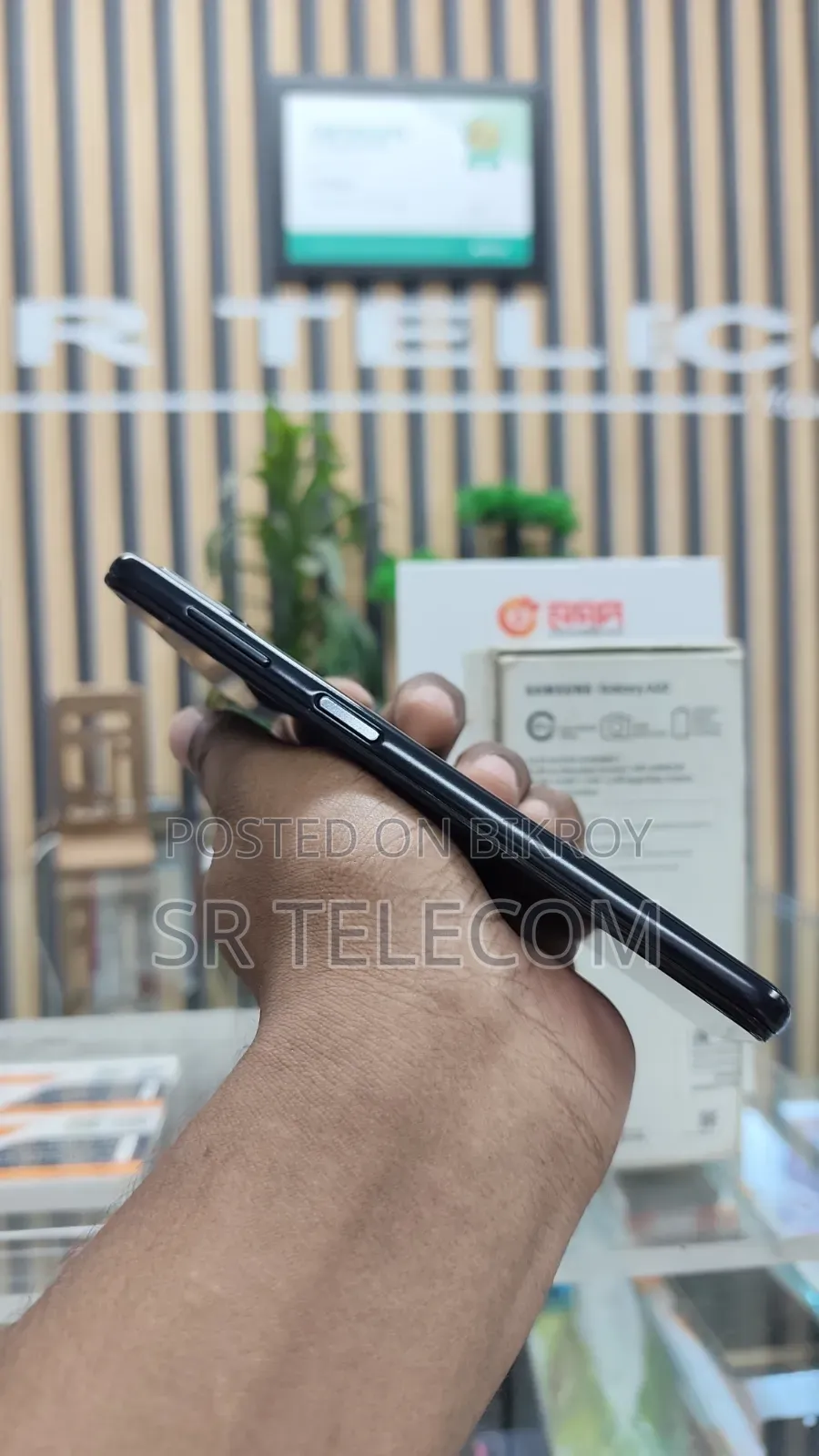 স্যামসাং গ্যালাক্সি এ২২ ১২৮ জিবি ব্ল্যাক