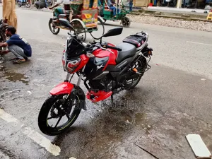TVS Raider 125 2022 Red