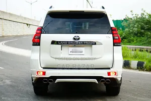 Toyota Land Cruiser Prado 2.7 2017 White