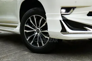 Toyota Land Cruiser Prado 2.7 2017 White
