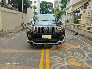 টয়োটা ল্যান্ড ক্রুজার প্রাডো ২.৭ VVT-i ২০১৬ কালো