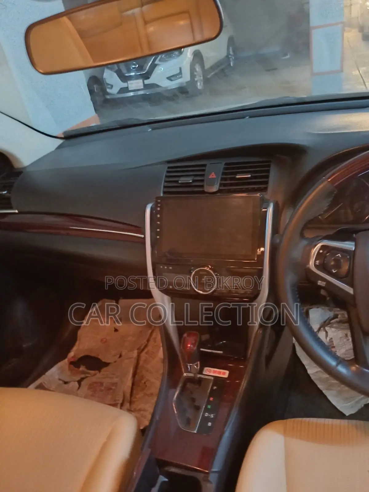 Toyota Premio 2018 Red