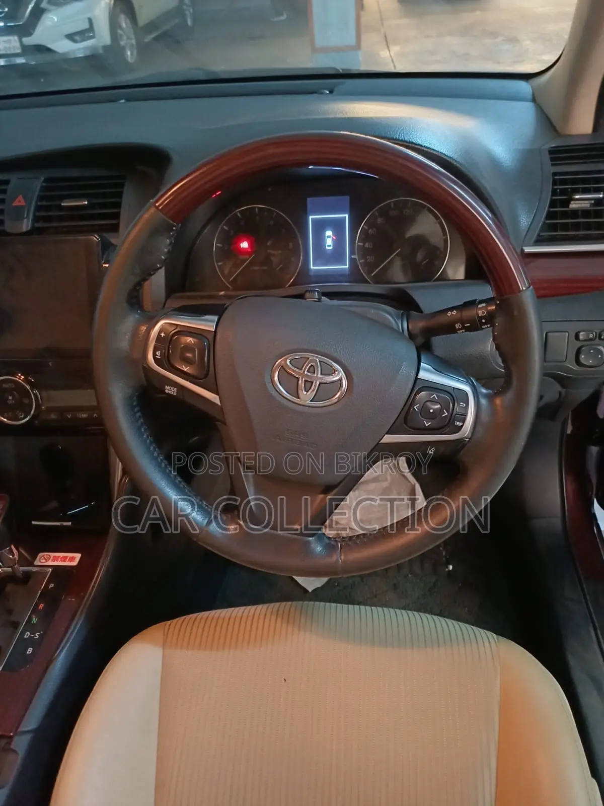 Toyota Premio 2018 Red