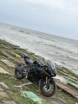 Yamaha R15 V3 2020 Black