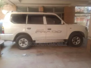 Toyota Land Cruiser Prado 1998 White