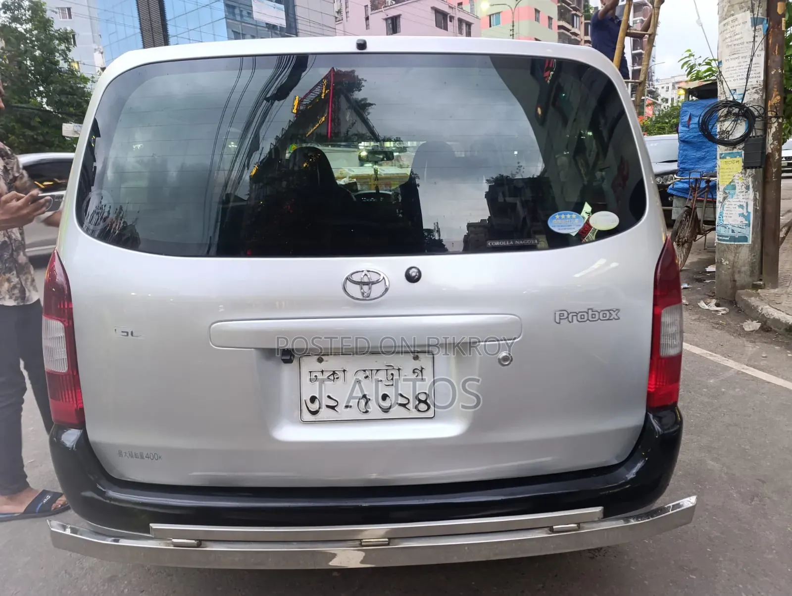 টয়োটা প্রোবক্স ২০১২ রূপালী
