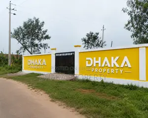 সেক্টর-১৬/এফ এ ৩৪ ফুট রাস্তা সংলগ্ন ৫ কাঠার পার্ক ইস্ট প্লট