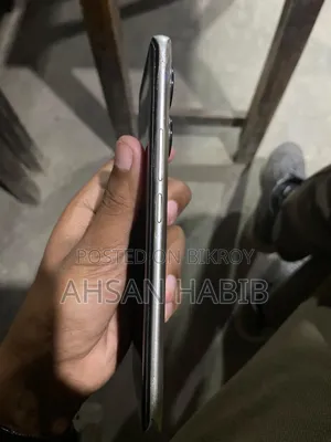 রিয়েলমি ১০ প্রো+ ১২৮ জিবি ব্ল্যাক