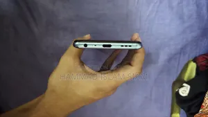 Realme 9i 128 GB Blue