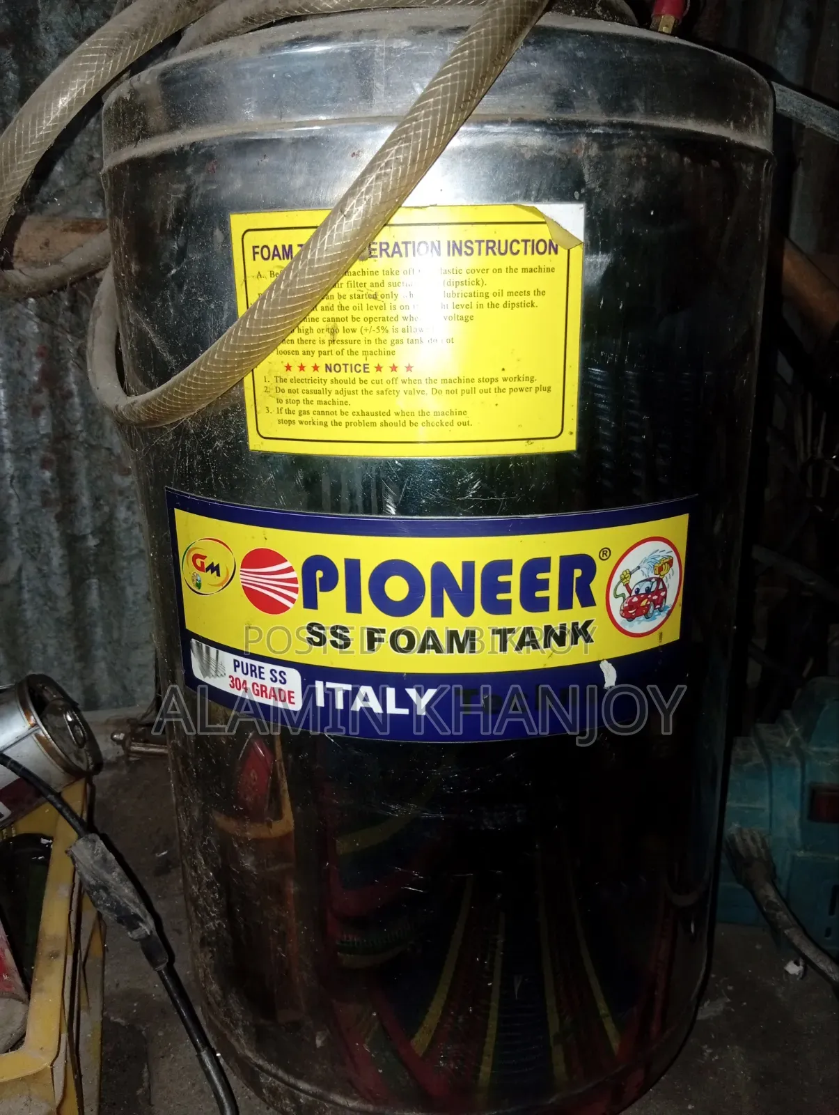 Pioneer SS Foam Tank