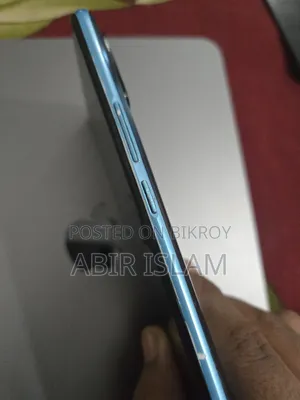রিয়েলমি সি১৭ ১২৮ জিবি নীল