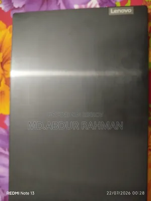 Laptop Lenovo 4GB Intel Core i3 HDD 1T