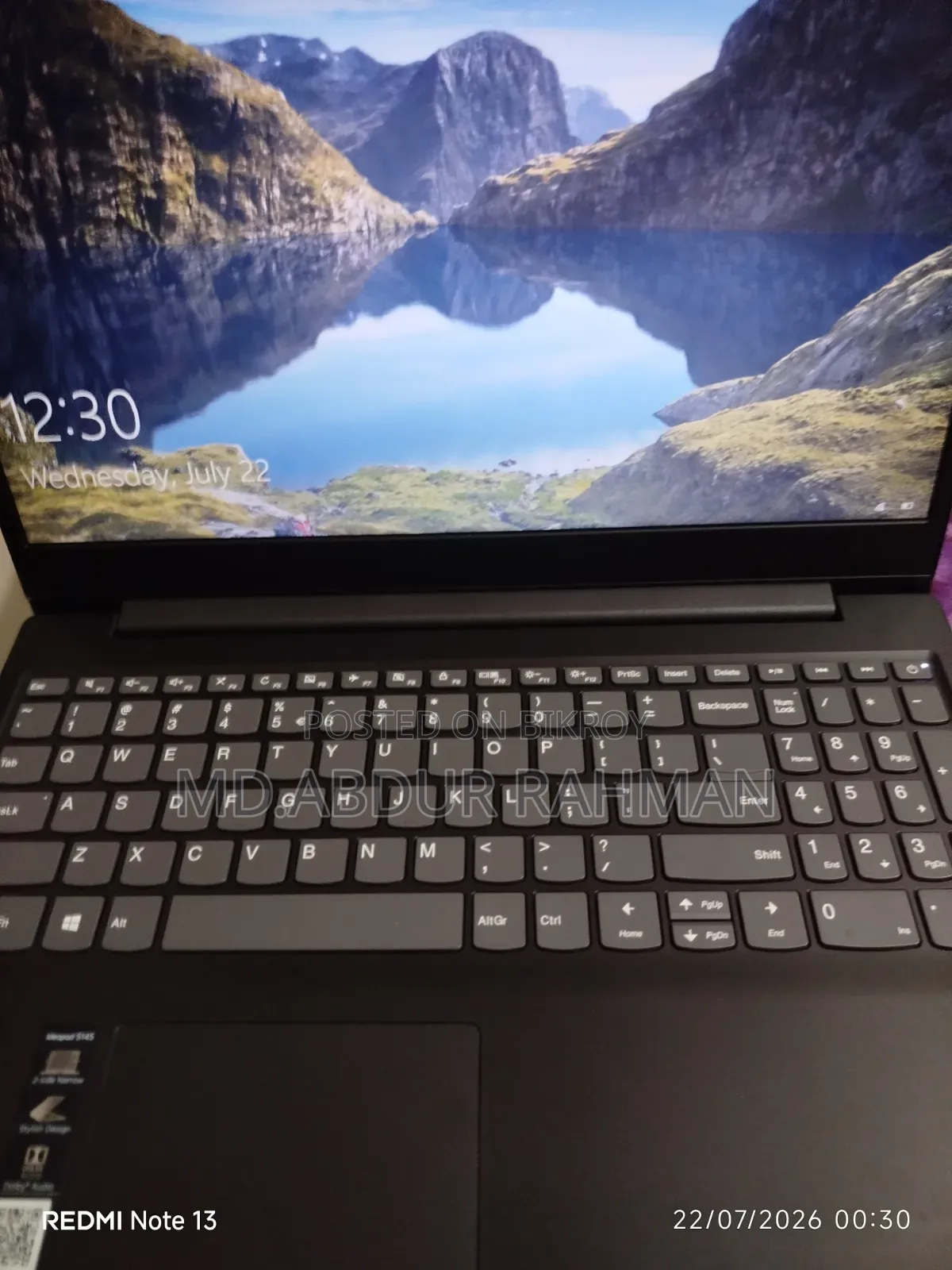 Laptop Lenovo 4GB Intel Core i3 HDD 1T