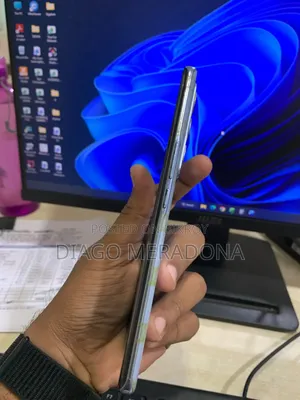 ভিভো ভি২৭ প্রো ২৫৬ জিবি
