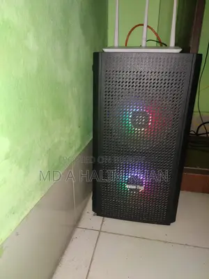 Desktop Computer 8GB AMD Ryzen 5 SSD 256GB