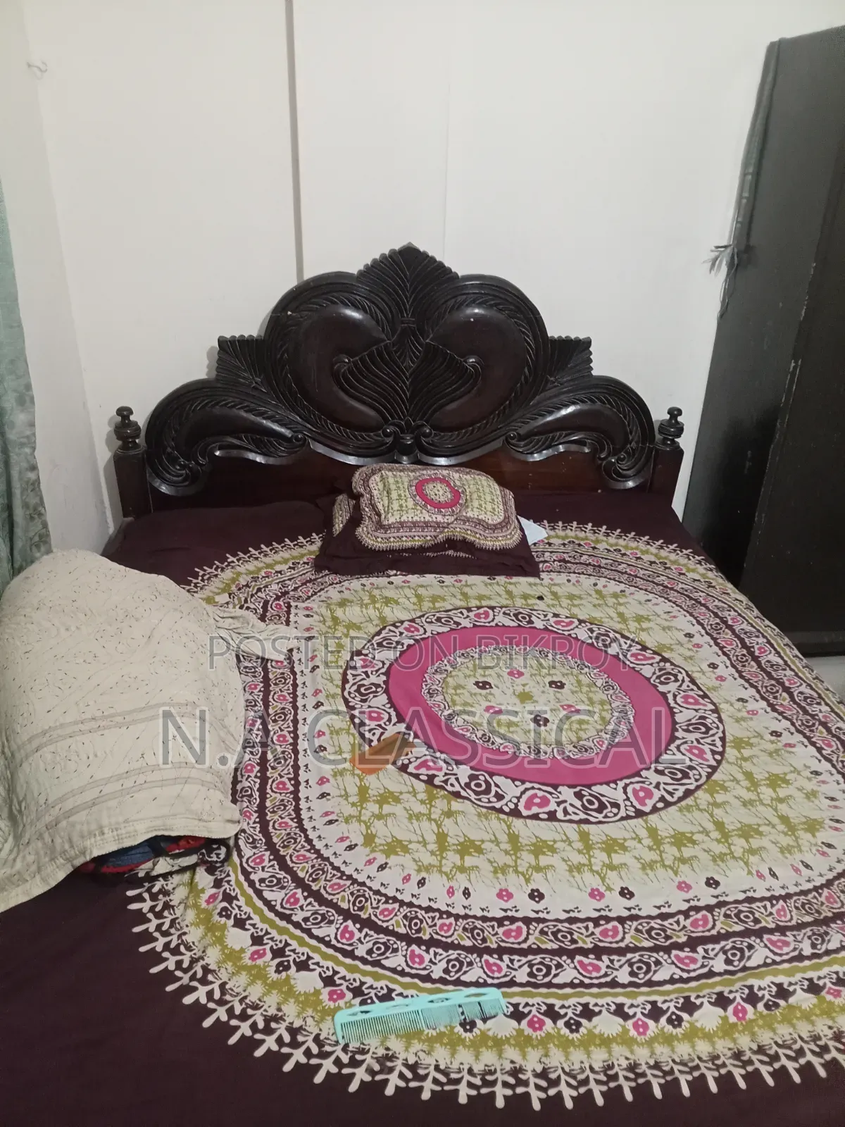 কিং সাইজ খাট- ৫ ফিট বাই ৬ ফিট*