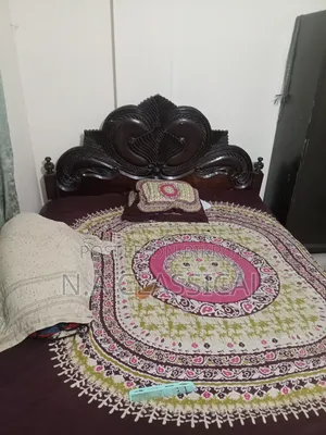 কিং সাইজ খাট- ৫ ফিট বাই ৬ ফিট*