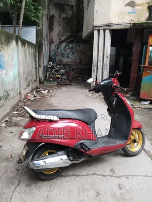 Suzuki Access 125 2019 Red
