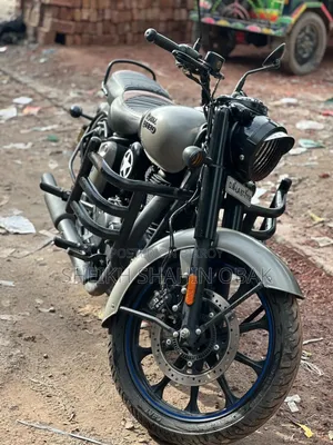 ইয়ামাহা রয়্যাল স্টার ২০২৫ গ্রে