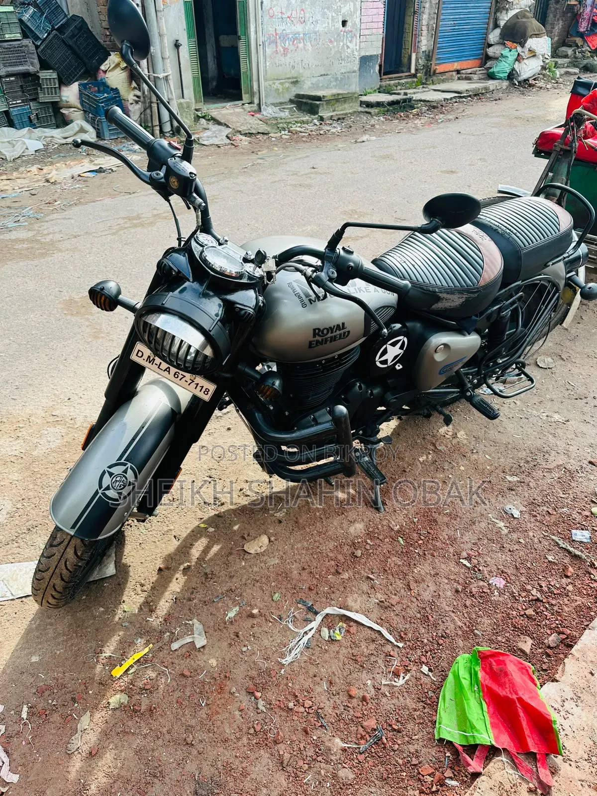 ইয়ামাহা রয়্যাল স্টার ২০২৫ গ্রে