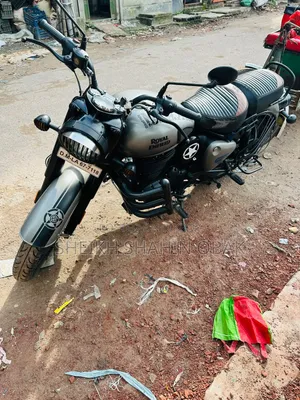 ইয়ামাহা রয়্যাল স্টার ২০২৫ গ্রে