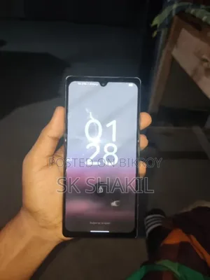EL 128 GB White