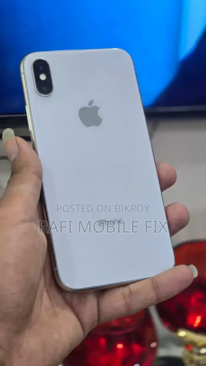 Apple iPhone X 64 GB White