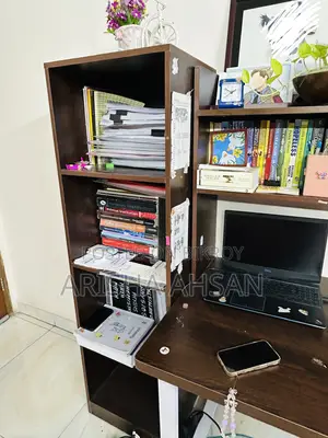 Spacious Study Table