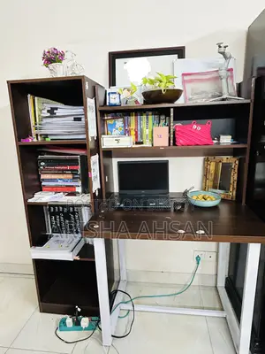 Spacious Study Table