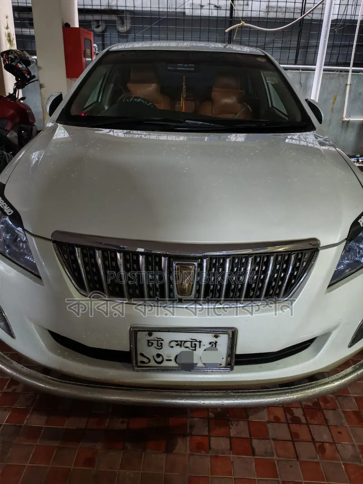 টয়োটা প্রমিও ২০১০ পার্ল