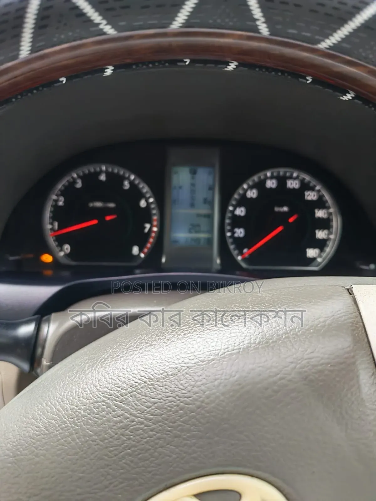 টয়োটা প্রমিও ২০১০ পার্ল