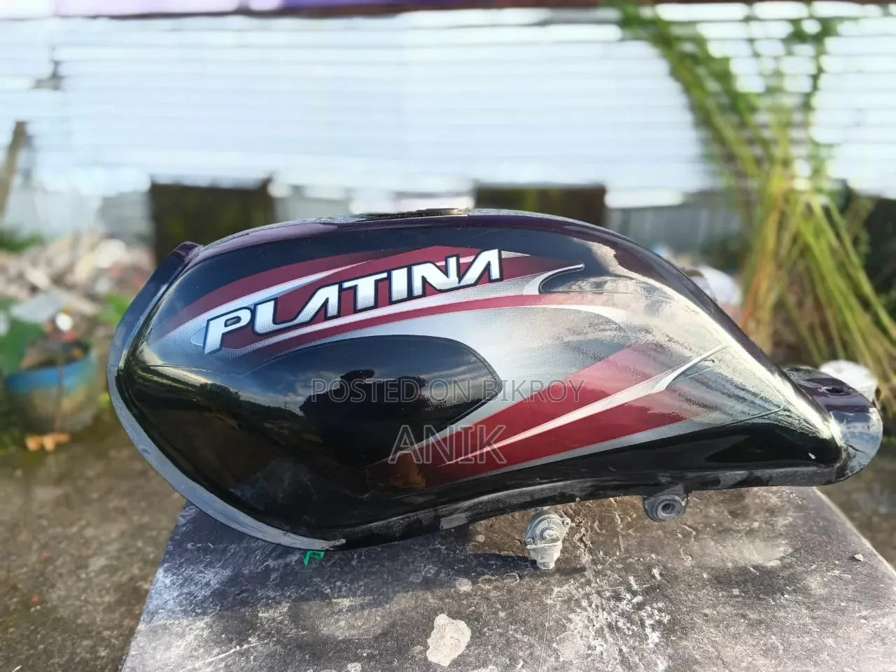 Bajaj Platina fuel tank