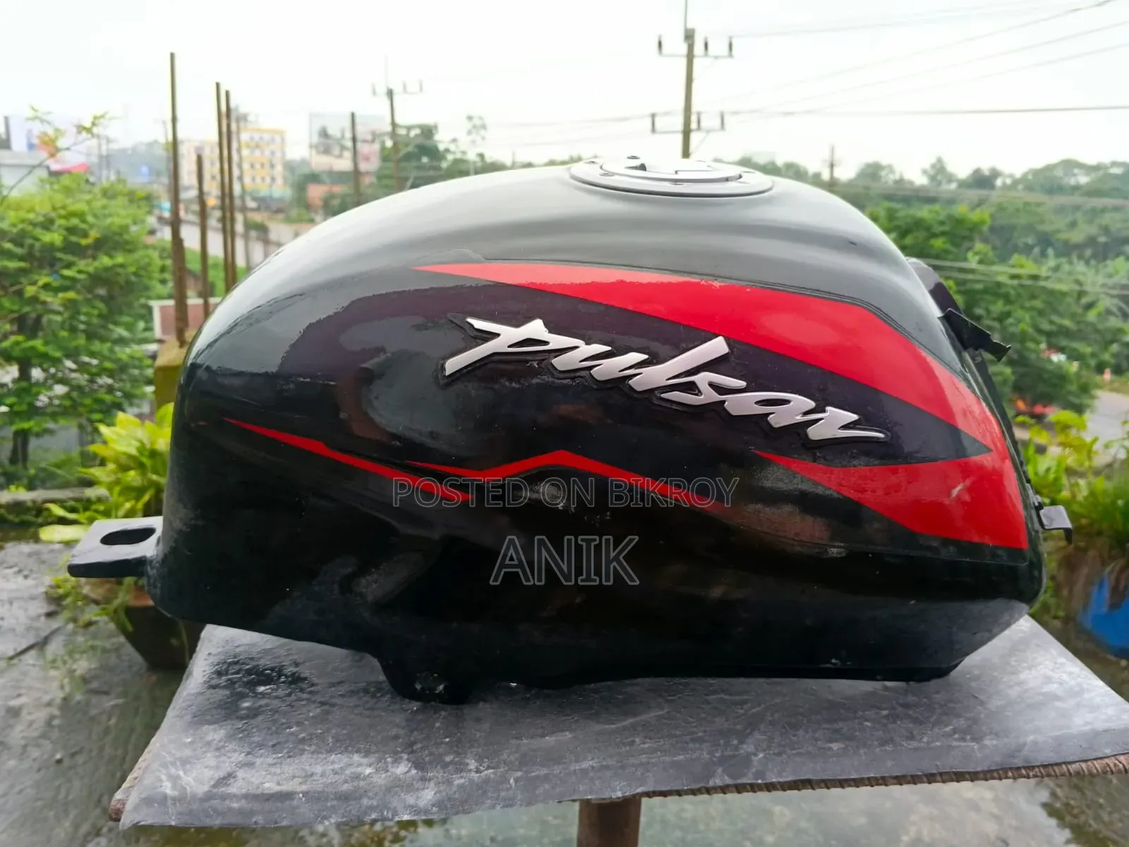 Bajaj Platina fuel tank