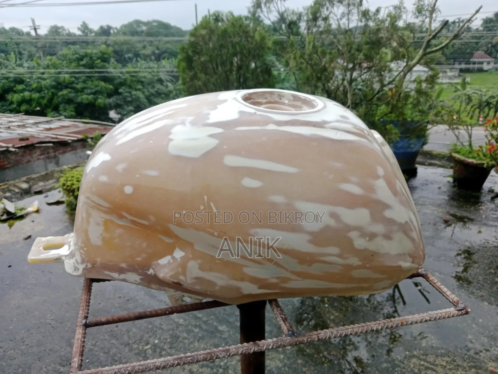 Bajaj Platina fuel tank