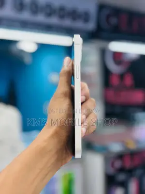 অ্যাপল আইফোন ১৪ প্লাস ১২৮ জিবি হোয়াইট